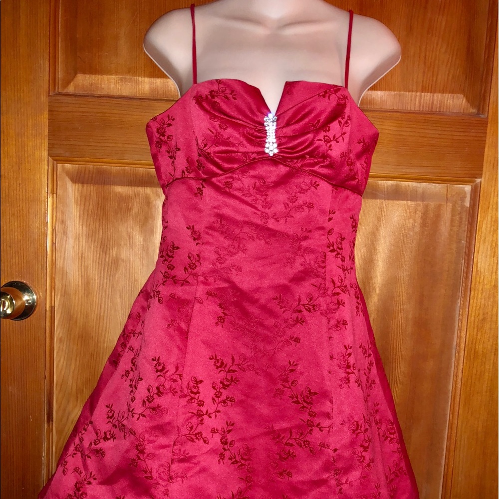 Size: 7/8 Brand: Roberta